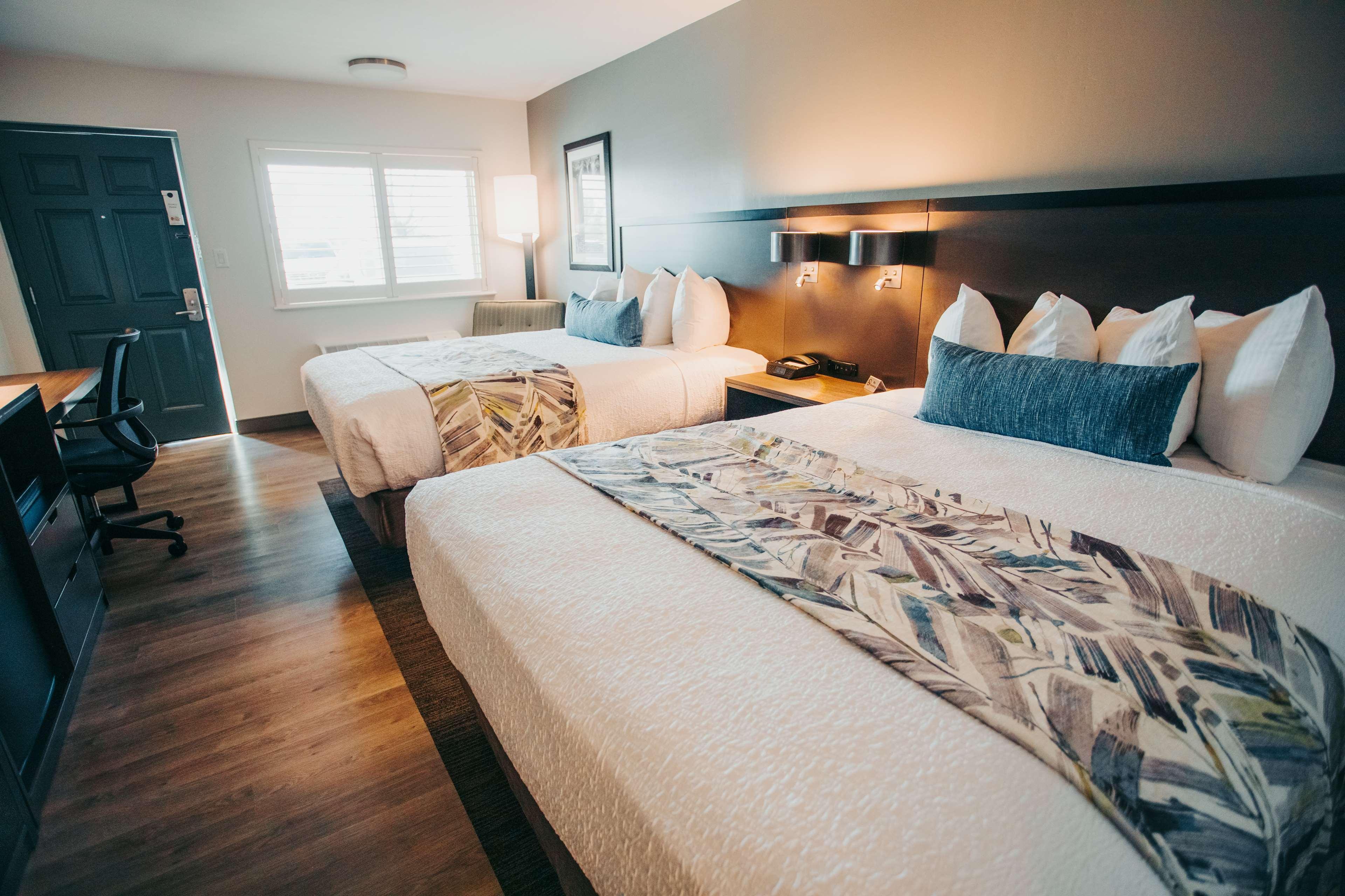 Best Western Plus Hilltop Inn Redding Eksteriør bilde