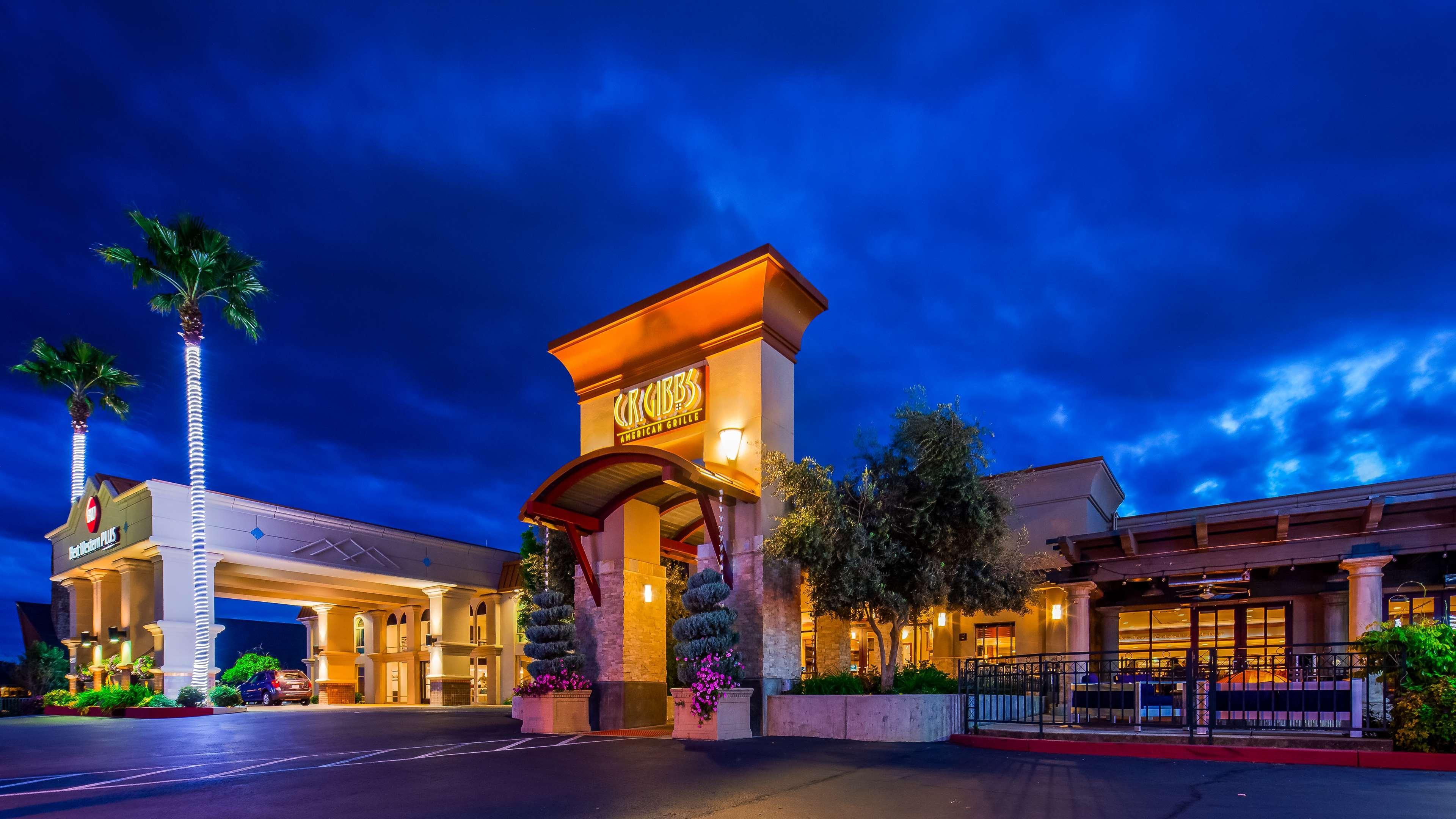 Best Western Plus Hilltop Inn Redding Eksteriør bilde